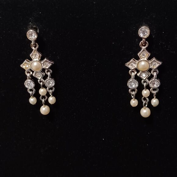 Source Unknown Jewelry - Vintage Silver-Toned Rhinestone and Faux Pearl Cross Chandelier Earrings
